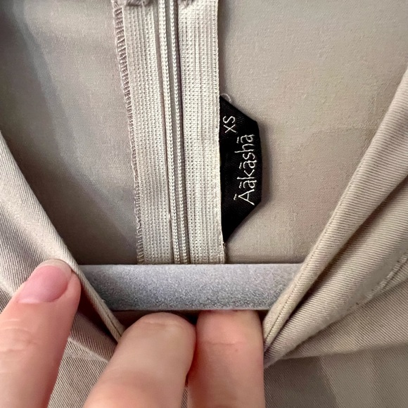 AAKASHA HANDMADE DRESS - Picture 4 of 4